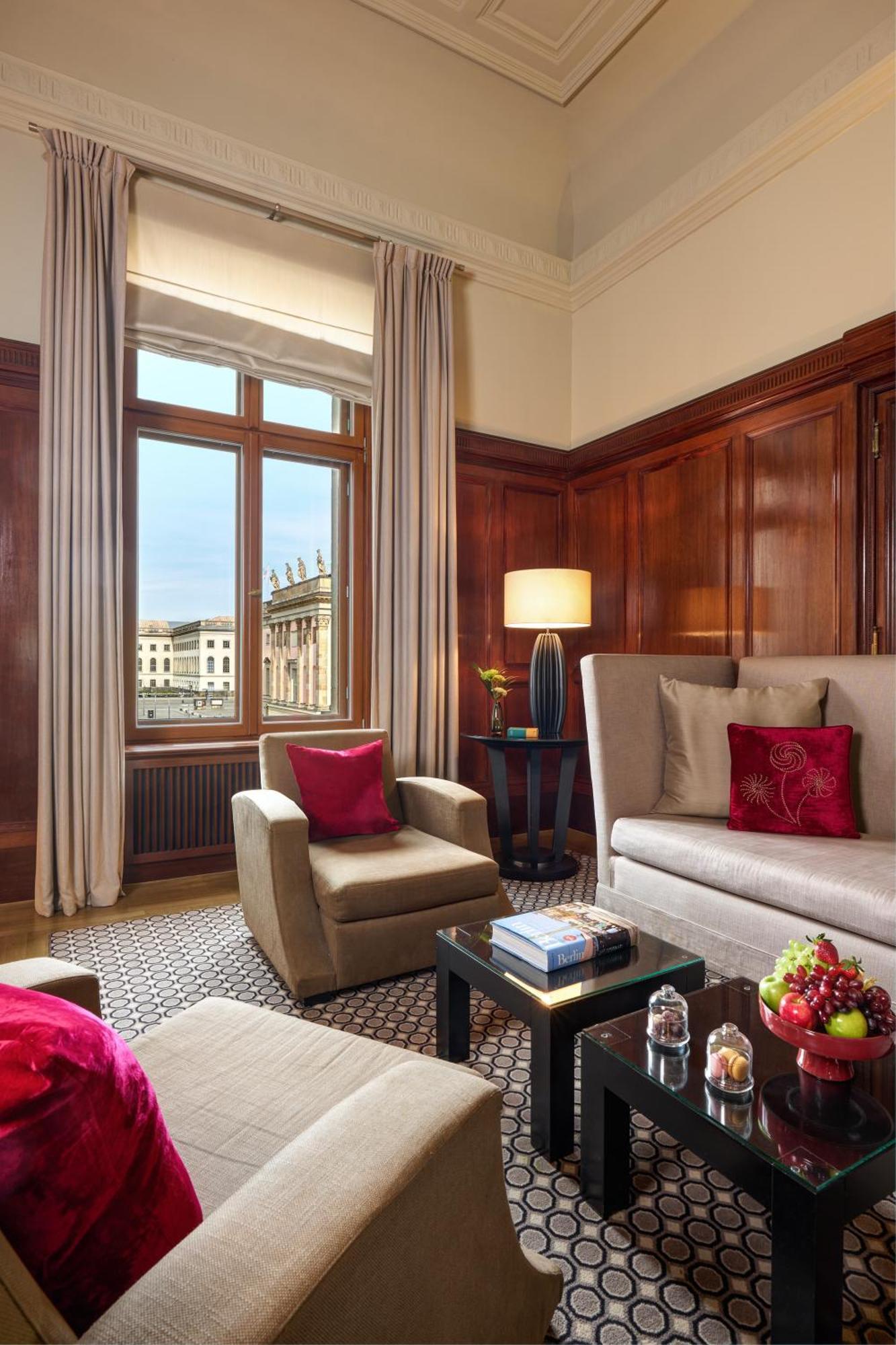 Grand One Bedroom Suite